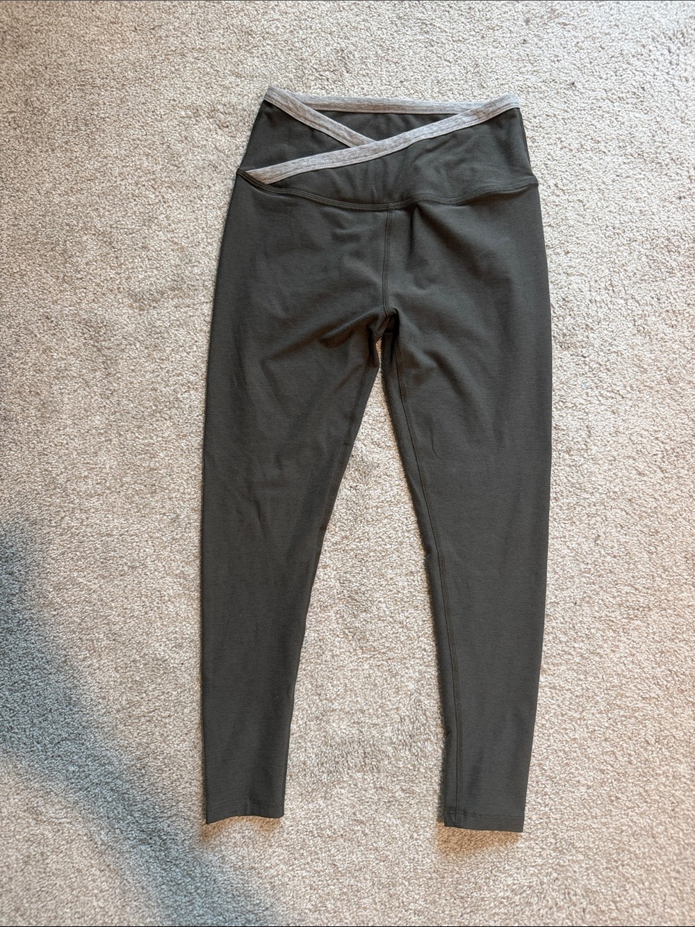 Beyond Yoga Olive Cross-Waist Leggings with Gray Trim